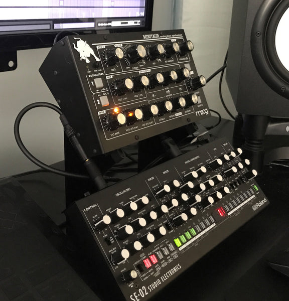 Stand for Moog Minitaur and Roland Boutique (KVgear Boo-2)